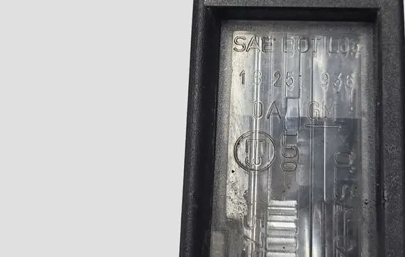 Opel Insignia A Number plate light 13251936