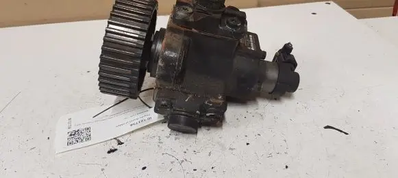 Opel Astra J Fuel injection high pressure pump 0445010193 55571005 0928400680