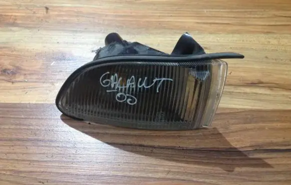 Mitsubishi Galant Front indicator light 0454365r