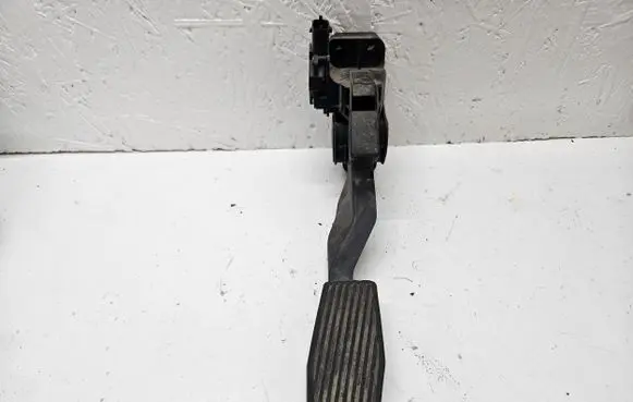 Opel Zafira A Accelerator throttle pedal 0281002298