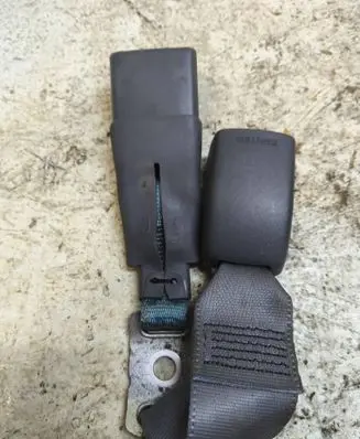 Toyota Prius (XW20) Rear seatbelt buckle E034601 14667 B490