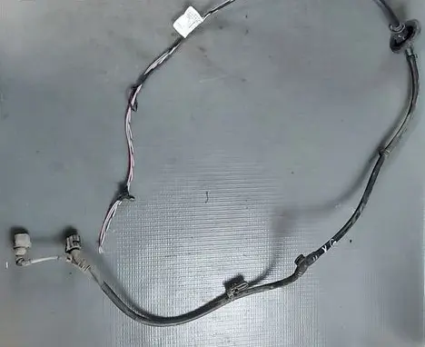 Skoda Superb B8 (3V) Rear ABS sensor wiring 3G0927902