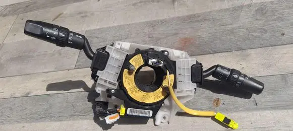 Mazda 5 Headlight wiper switch 17D682