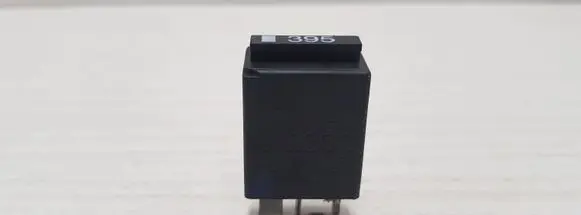 Audi A6 S6 C6 4F Other relay 8Z0951253