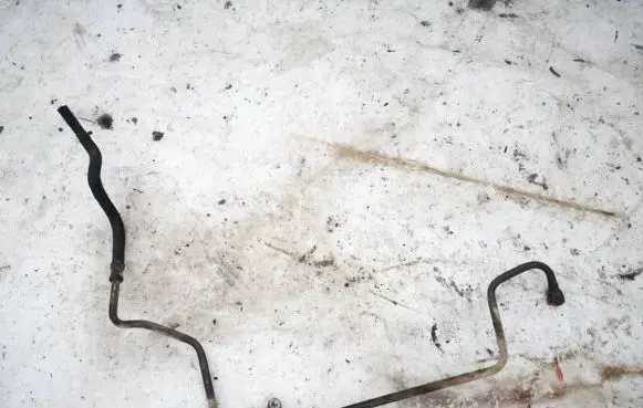 Volkswagen Golf IV Power steering hose/pipe/line