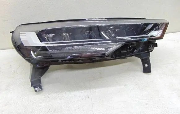 Renault Captur II Headlight/headlamp 1EX01671402 20230404 260100091R
