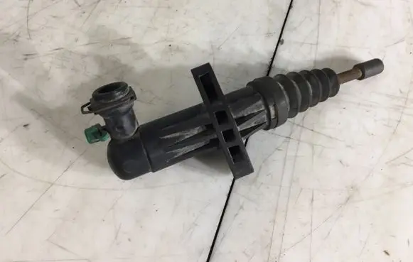 Peugeot Boxer Clutch master cylinder 55242892