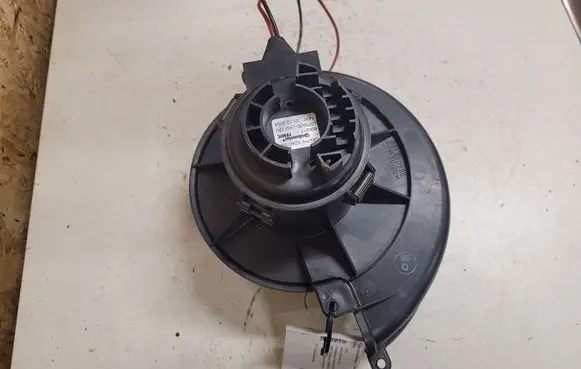 Opel Astra H Heater fan/blower 52407543 600017