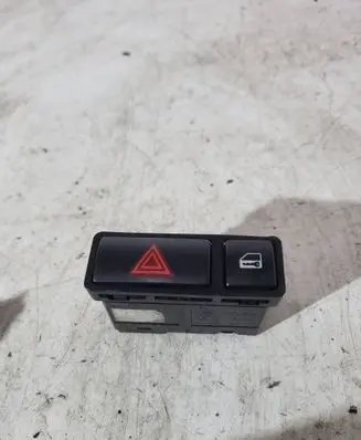 BMW 3 E46 Hazard light switch 61318368920