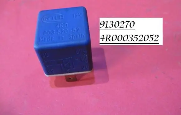 Volvo C70 Fuel pump relay 9130270 4R000352052