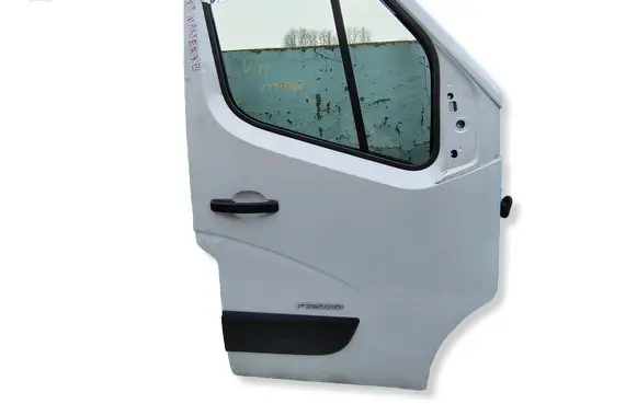 Renault Master III Front door 