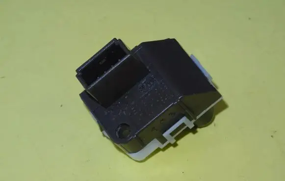 Audi A4 S4 B6 8E 8H Sun solar sensor 8E0907539 6PT007175-10 6PT00717510