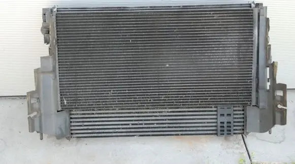 Renault Laguna III Coolant radiator XXX 2008R 180KM