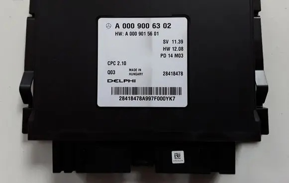 Mercedes-Benz CLA C117 X117 W117 Gearbox control unit/module A0009006302