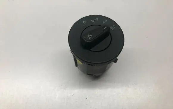 Volkswagen Jetta VII Light switch 5G1941431E
