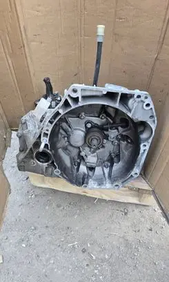 Dacia Dokker Manual 5 speed gearbox JR5385