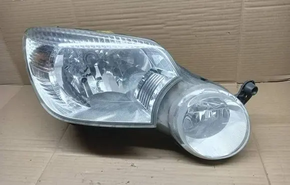 Skoda Yeti (5L) Headlight/headlamp 5L2941016A