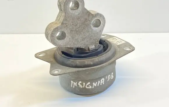 Opel Insignia A Engine mount bracket 13227728