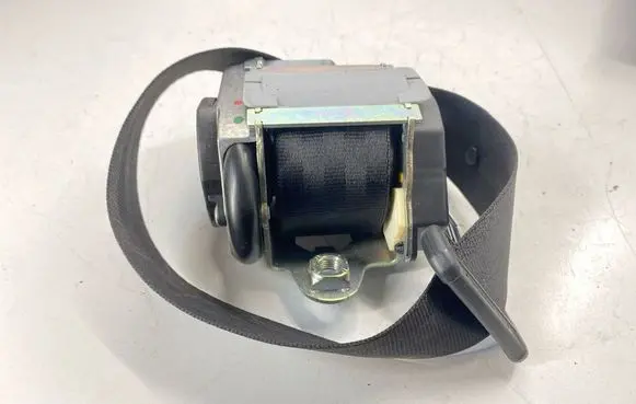 Audi A3 S3 8V Rear seatbelt 8V5857805