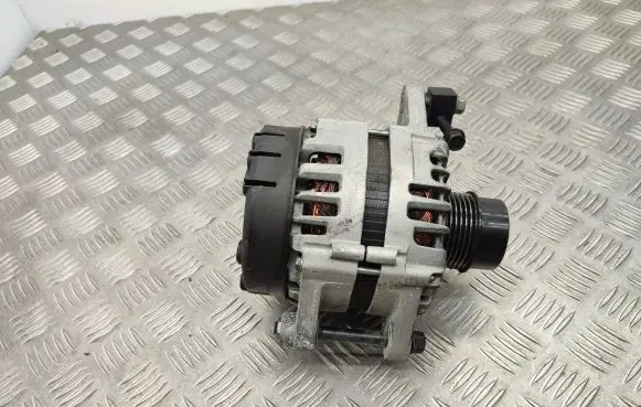 KIA Sportage Generator/alternator 373002B960