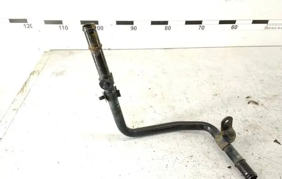 Volkswagen Touareg I Engine coolant pipe/hose 7L6121065D