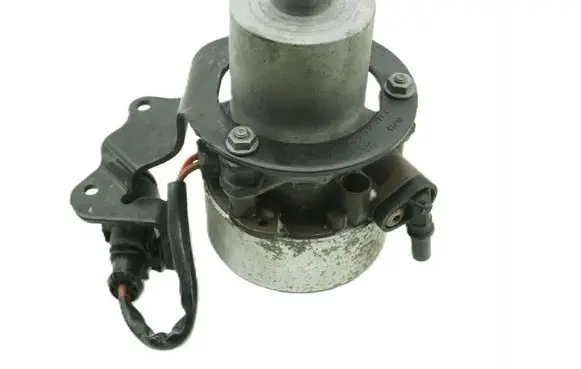 Volkswagen Tiguan Vacuum pump 5Q0612181