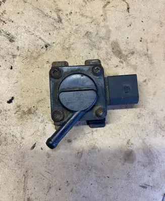 Exhaust gas pressure sensor