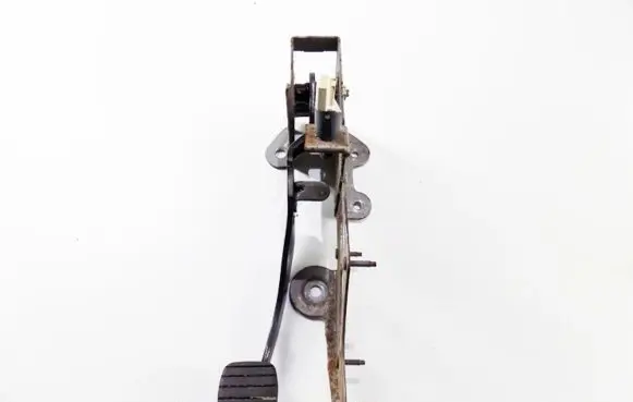 Renault Kangoo II Brake pedal