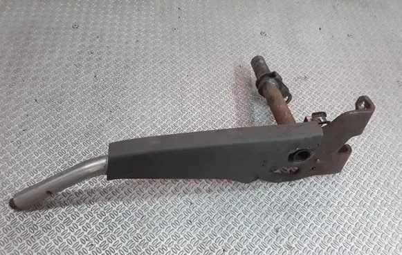 Mitsubishi Pajero Handbrake/parking brake lever assembly