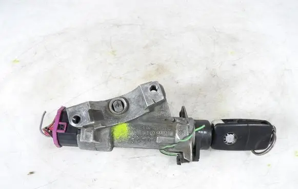Skoda Octavia Mk2 (1Z) Ignition lock 4B0905851C