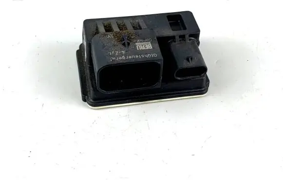 BMW 5 F10 F11 Glow plug pre-heat relay 7810856