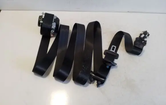Volvo XC60 Front seatbelt 39841644 31484971