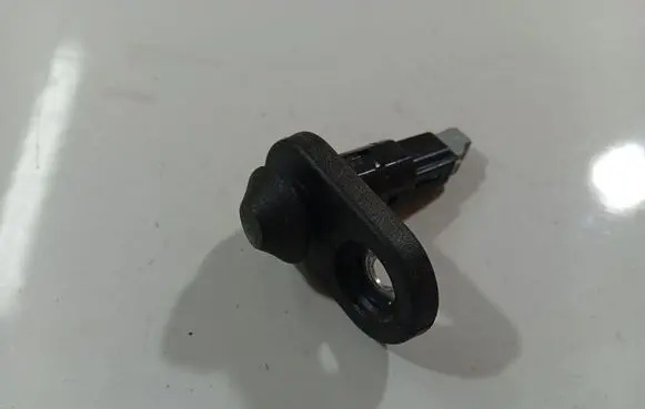 Toyota Auris 150 Front door sensor 