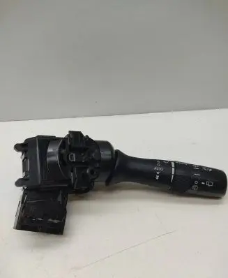 Toyota Avensis T270 Wiper control stalk 17F144 17F003