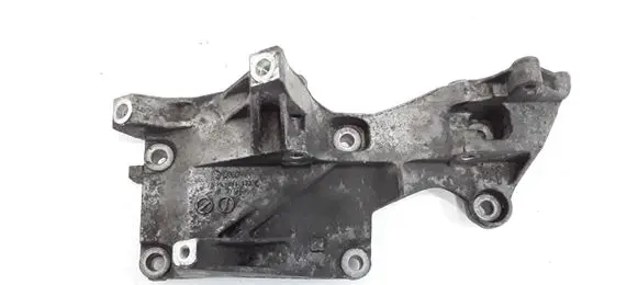 Skoda Fabia Mk1 (6Y) Generator/alternator bracket 045903143E