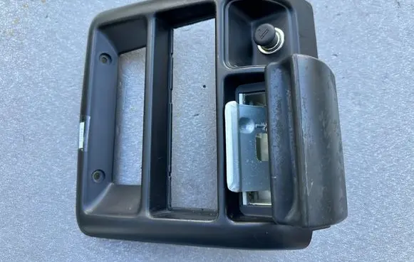 Car ashtray
