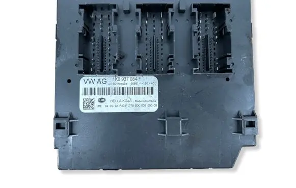 Skoda Octavia Mk2 (1Z) Comfort/convenience module 1K0937084F 5DK00965008