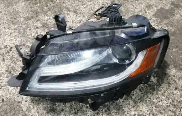Audi A4 S4 B8 8K Headlight/headlamp