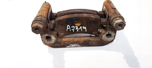 Opel Insignia A Rear brake caliper