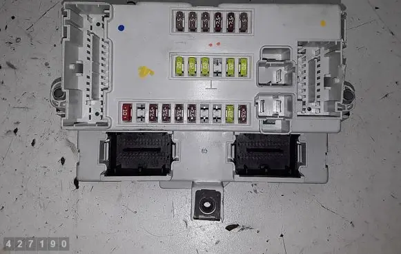 Alfa Romeo Giulietta Fuse module 116RAI000029