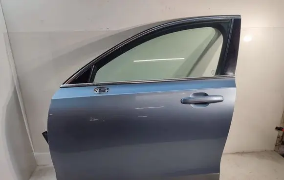 Volvo S90, V90 Front door 