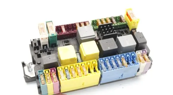 Mercedes-Benz B W246 W242 Fuse module A2429060100