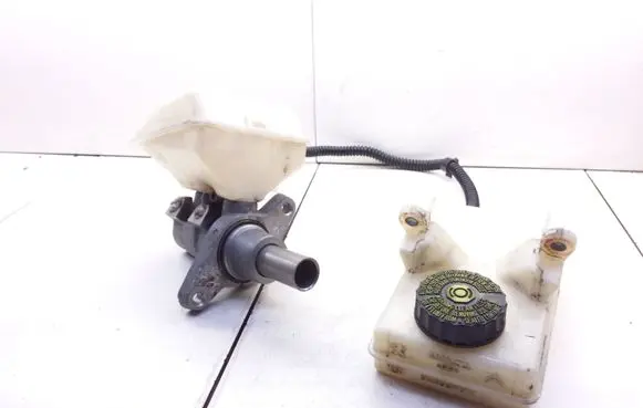 Citroen C4 Grand Picasso Master brake cylinder 9654002180 03355815253