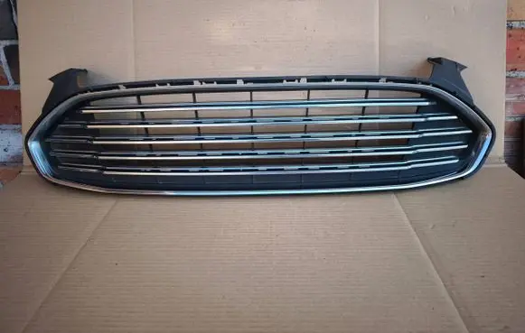 Ford Mondeo MK V Front grill DS738150J