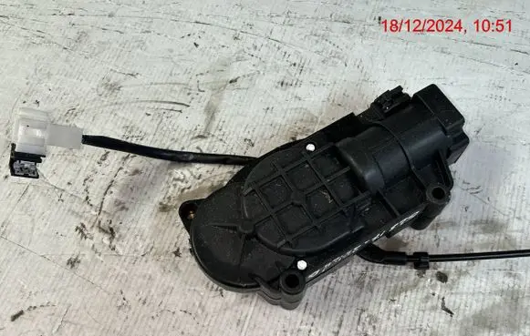 Mercedes-Benz GLS X166 Seat adjustment motor 3818860