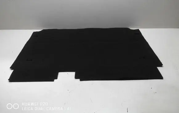 Trunk/boot floor carpet liner