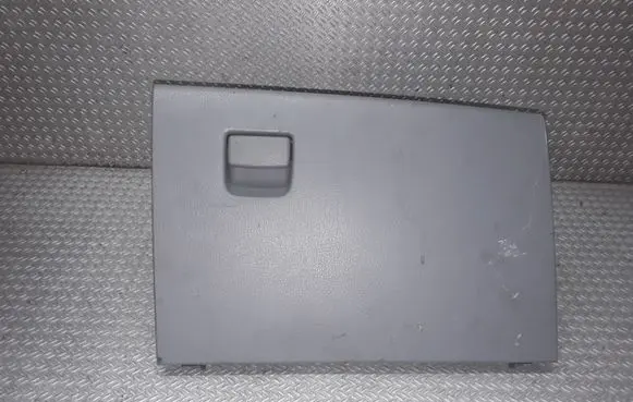 Mazda 2 Glove box 3M71A06010
