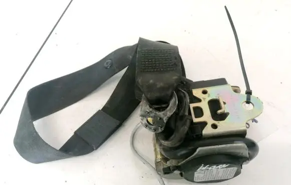Audi A6 S6 C5 4B Front seatbelt 4B0857705A 560575300A