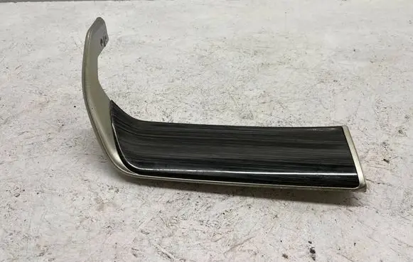 Jeep Grand Wagoneer Panel trim S0000040297 80253853 BFCAWSV22