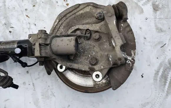 BMW 3 E92 E93 Front wheel hub spindle knuckle 